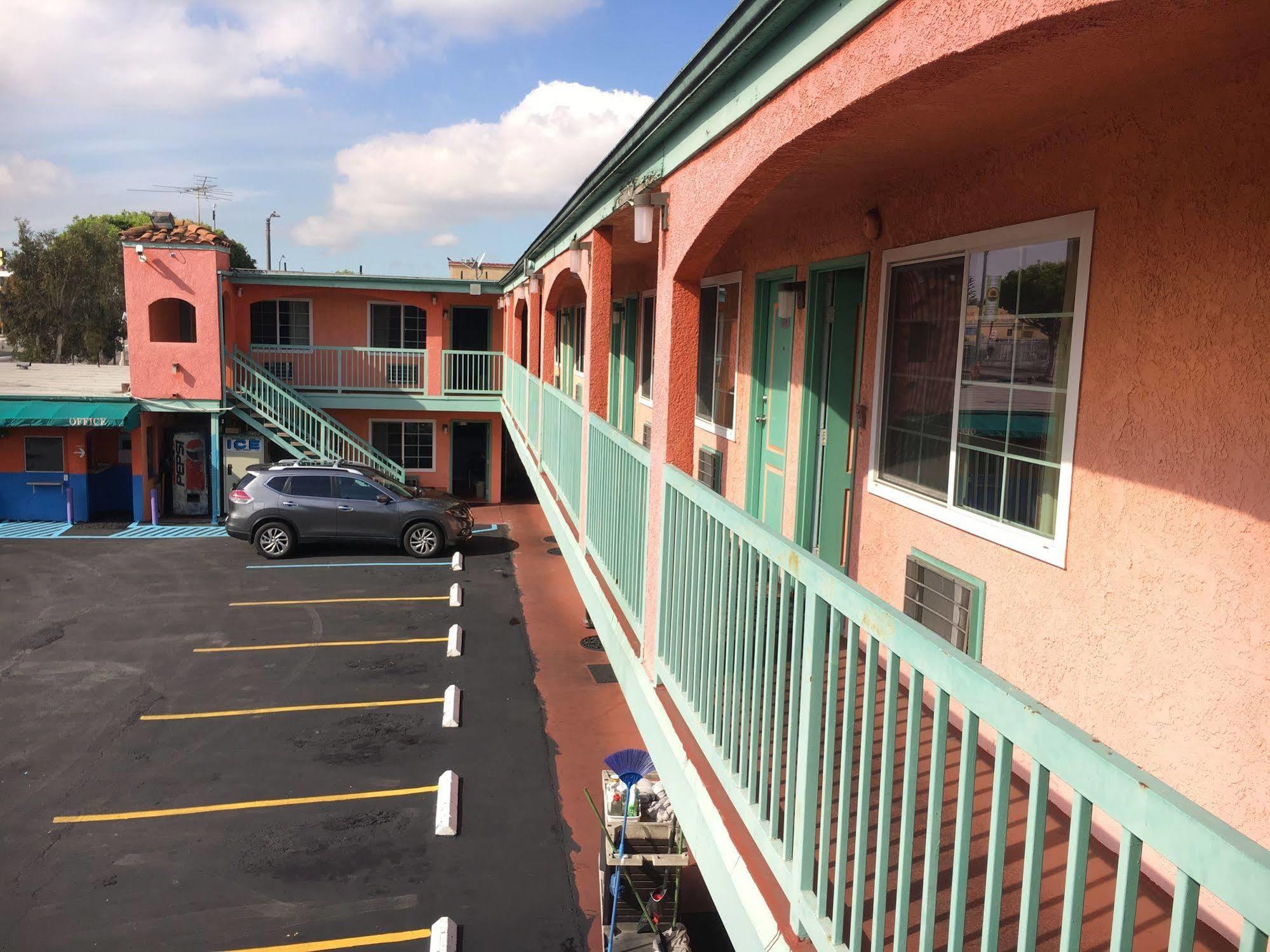 Budget Motel Inglewood Exterior photo